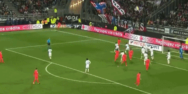 佩工：建议足球比赛使用后场违例规则，球过中线不能回传（佩工建议足球引入后场违例：过半场不得回传）