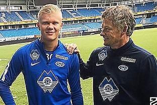 佛罗伦萨开季15轮不胜，上一次出现此情况已经是55年前（佛罗伦萨开局15场未尝胜绩，上次出现已是55年前）