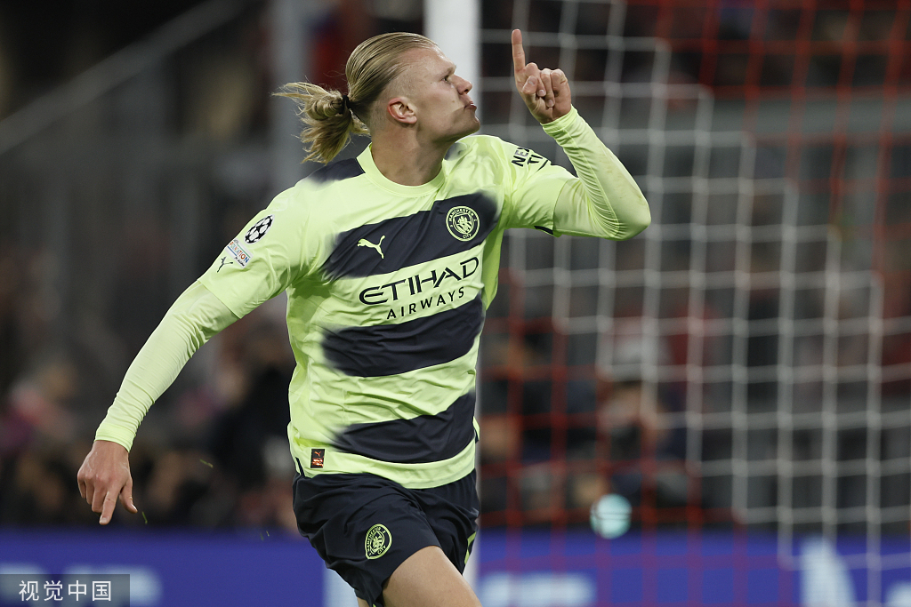 13岁零343天，阿森纳小将成为青年欧冠历史上最年轻出场球员（阿森纳小将13岁343天，创青年欧冠最年轻出场纪录）