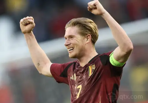 巴西足球最后的金球奖得主！18年前的巅峰卡卡到底有多强？（18年前的巅峰卡卡有多强？巴西至今最后一位金球先生）