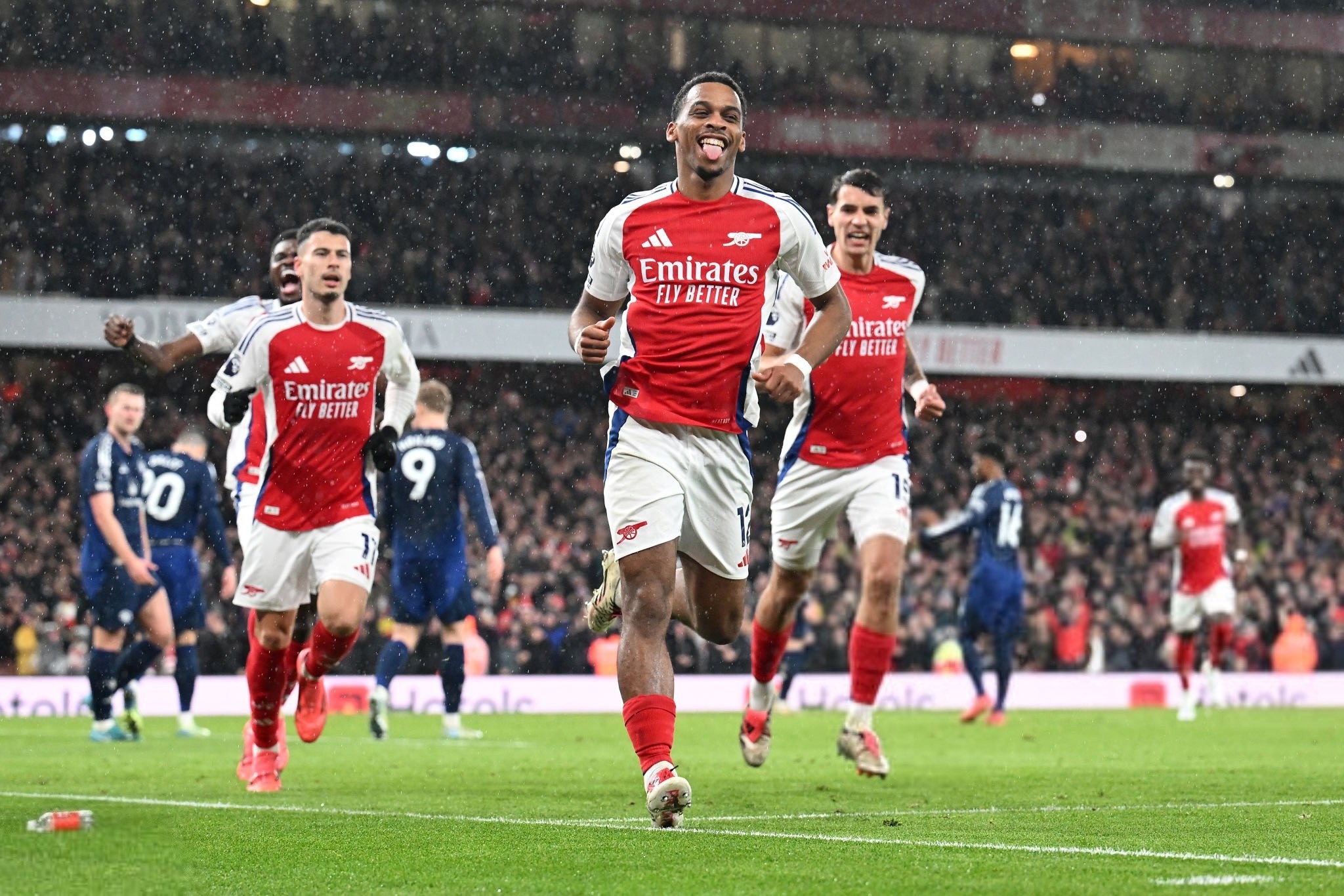 记者：巴萨、曼城、国米、米兰、尤文都看上乌迪内斯中场阿塔（多家豪门竞逐乌迪内斯中场阿塔：巴萨、曼城、国米、米兰与尤文均有意）