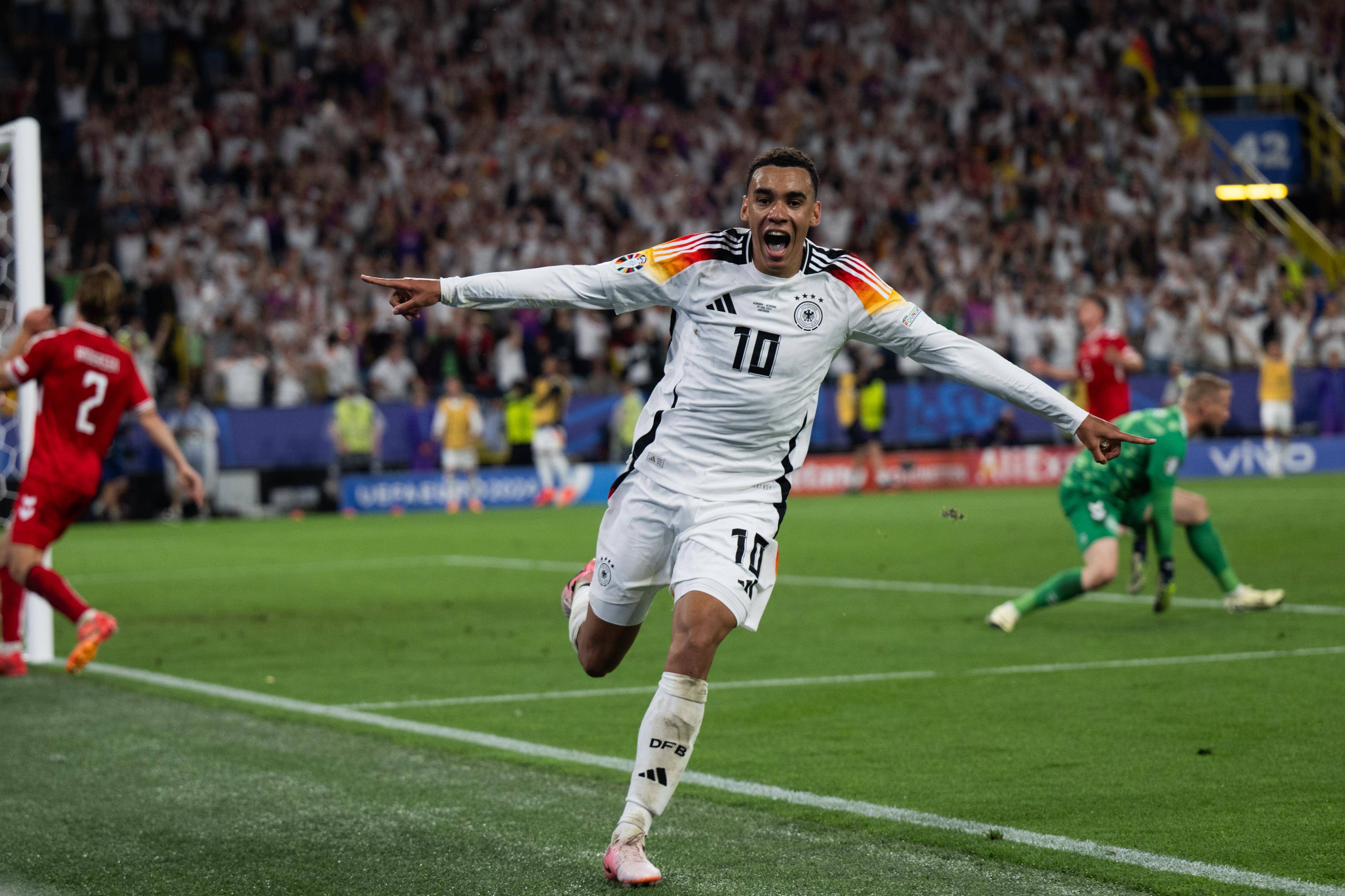 少年体育发 少年体育发